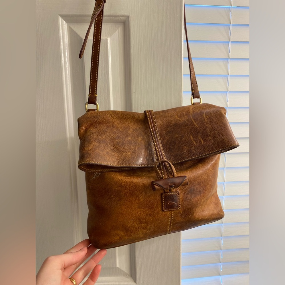 Dooney and Bourke cross body bucket bag